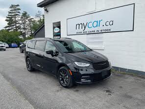 Chrysler Pacifica Touring AWD