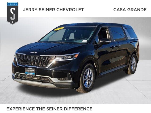 2024 Kia Carnival LX FWD