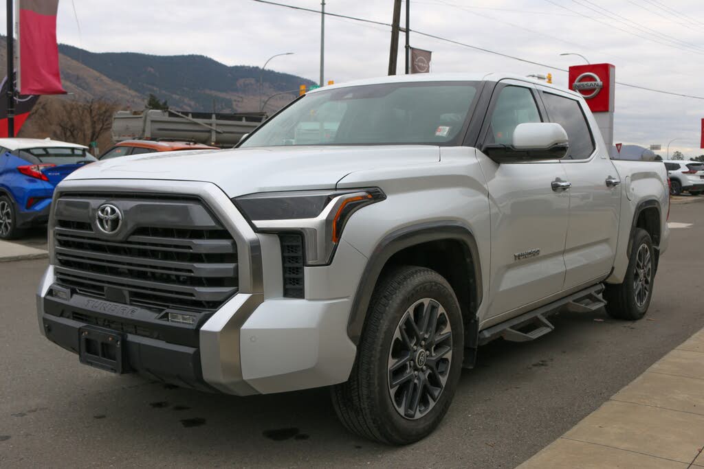 2022 Toyota Tundra Limited CrewMax Cab 4WD