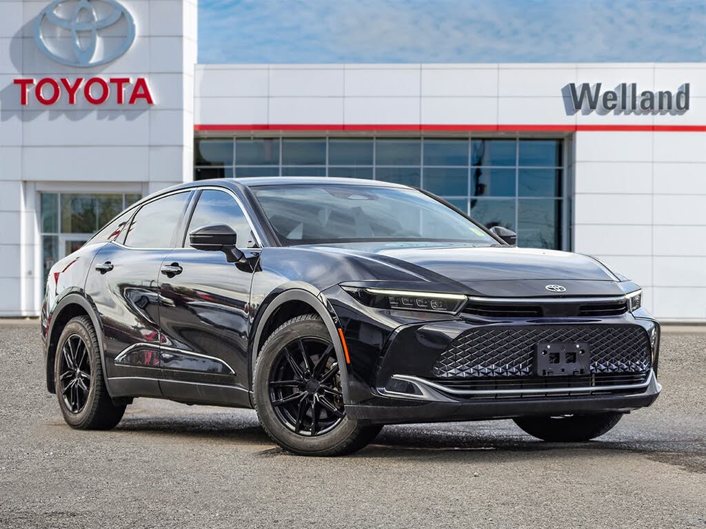 Toyota Crown Platinum AWD 2023