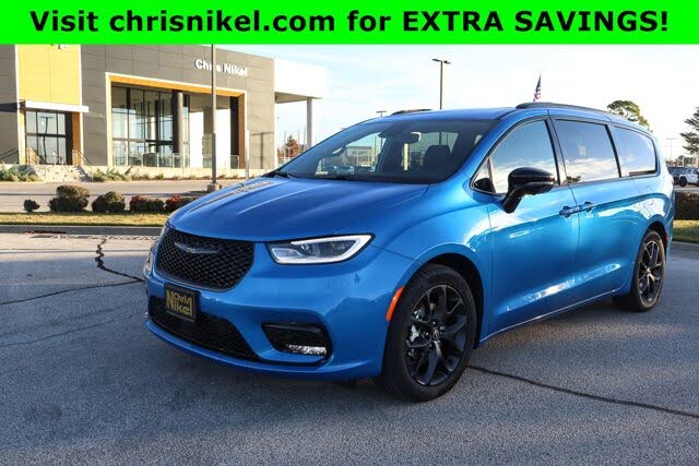 2026 Chrysler Pacifica Limited FWD