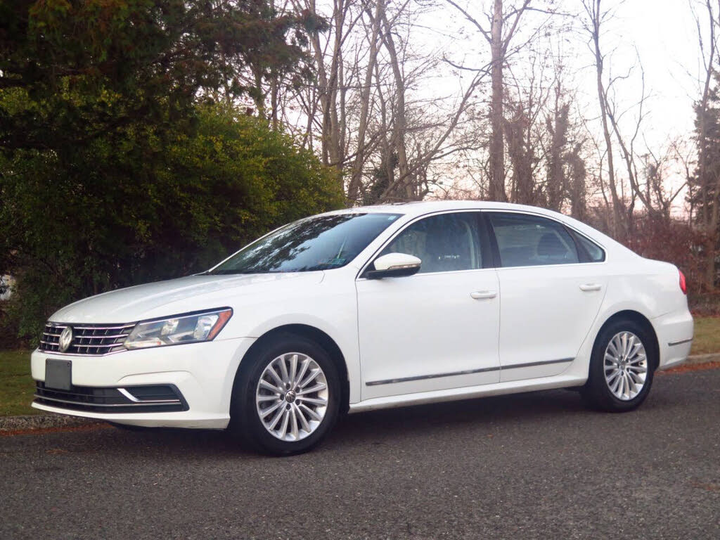 2016 Volkswagen Passat 1.8T SE