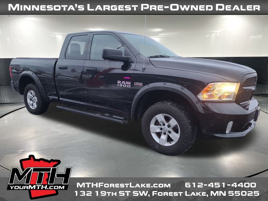 2017 RAM 1500 Express Quad Cab 4WD
