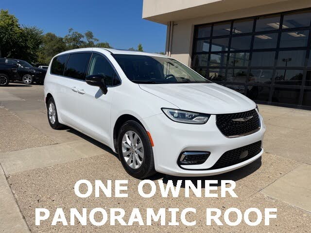 2024 Chrysler Pacifica Limited FWD