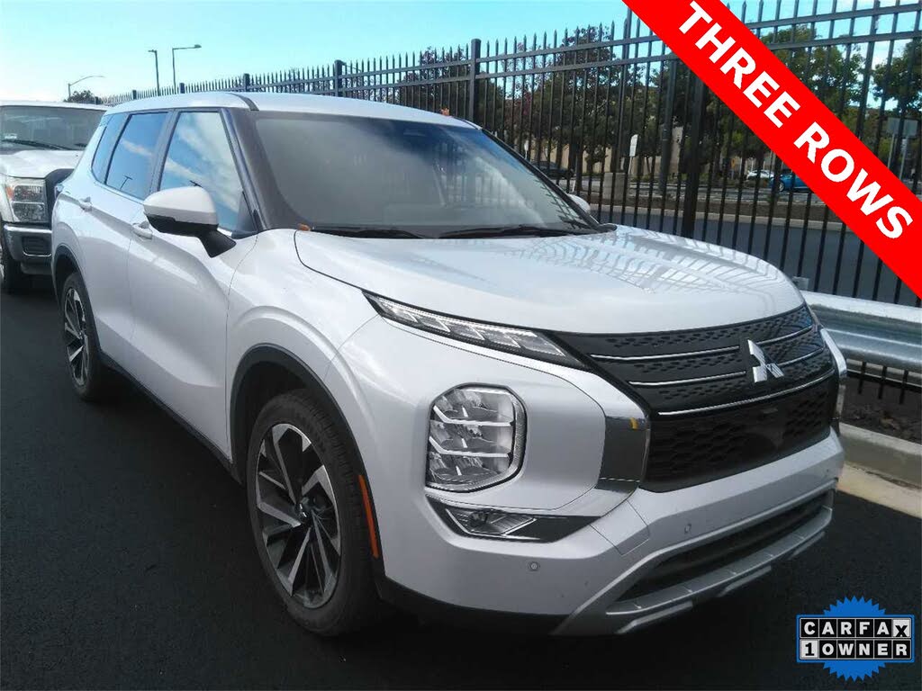 2024 Mitsubishi Outlander SE FWD