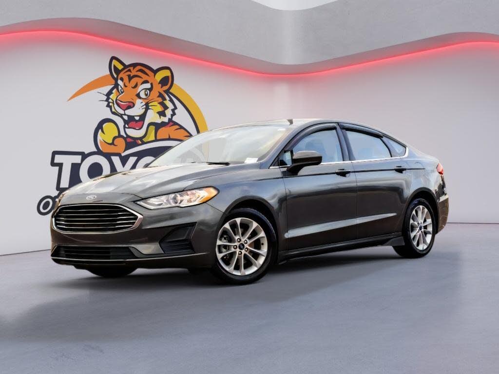 2020 Ford Fusion SE FWD