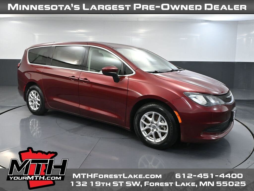 2021 Chrysler Voyager LX FWD