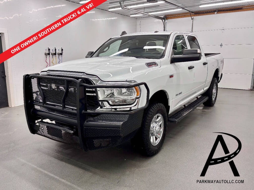 2022 RAM 2500 Tradesman Crew Cab 4WD