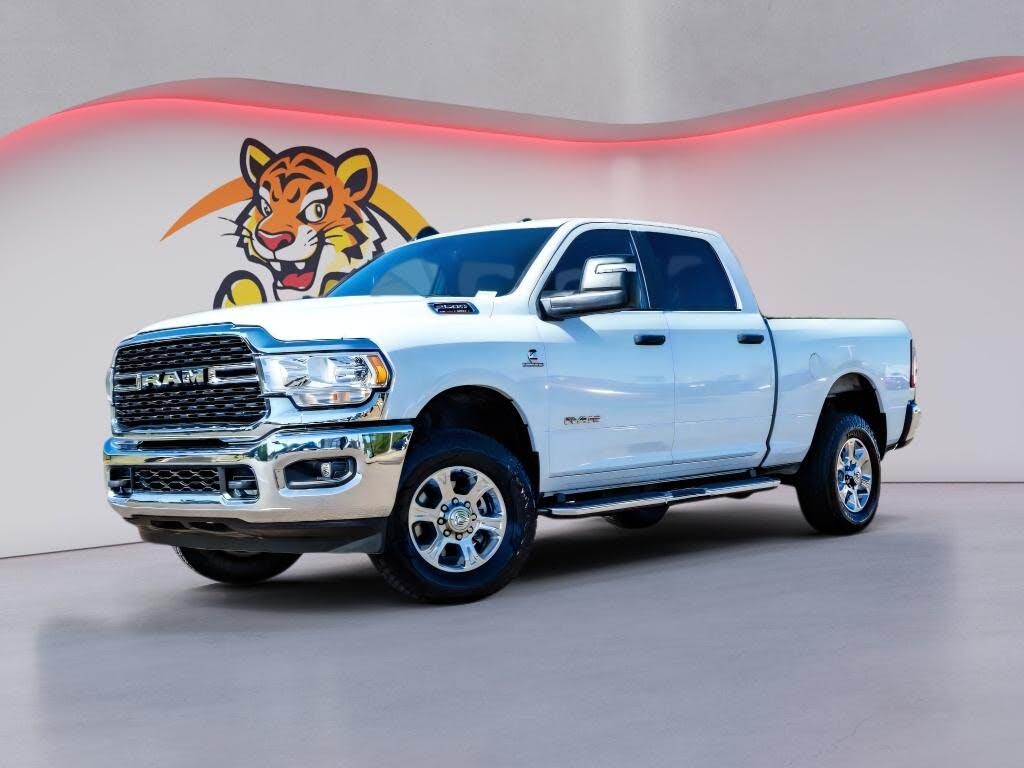 2024 RAM 2500 Big Horn Crew Cab 4WD