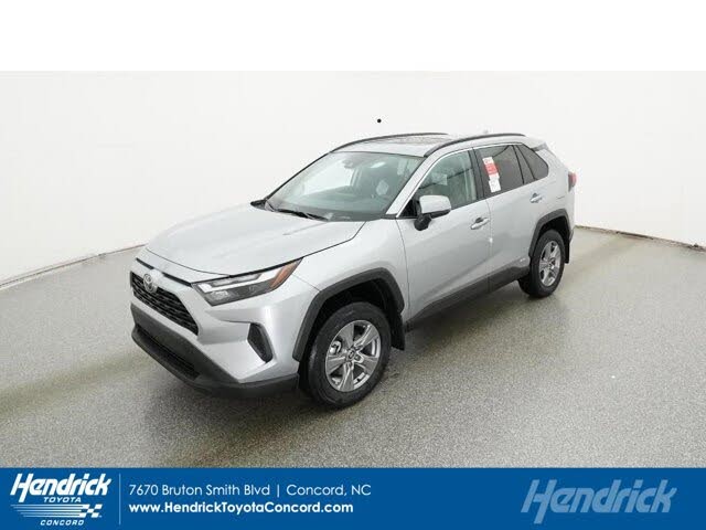 2025 Toyota RAV4 Hybrid XLE AWD