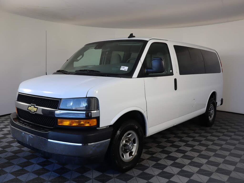 2019 Chevrolet Express 2500 LT RWD