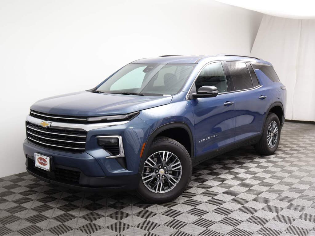 2025 Chevrolet Traverse LT FWD