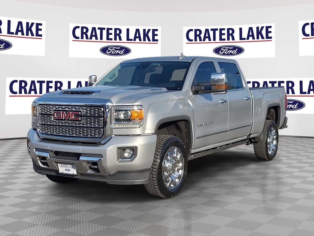 2019 GMC Sierra 2500HD Denali Crew Cab 4WD