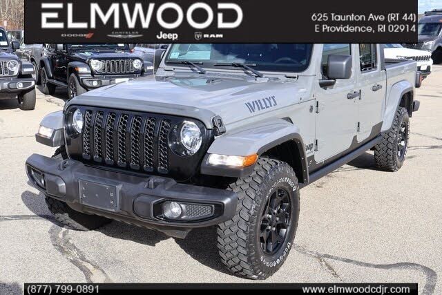 2022 Jeep Gladiator Sport Crew Cab 4WD