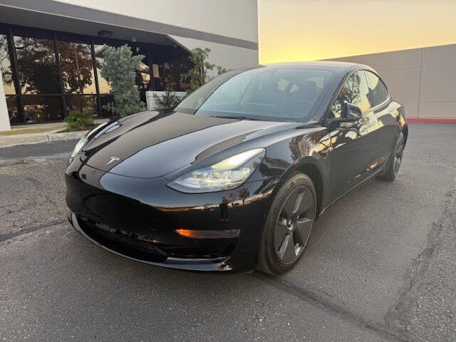 2022 Tesla Model 3 RWD