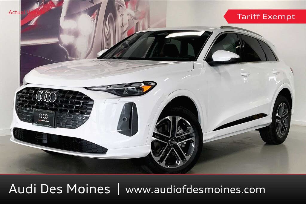 2025 Audi Q5 quattro Premium 40 TFSI