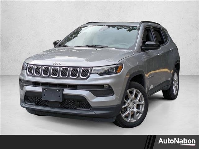 2023 Jeep Compass Latitude Lux 4WD