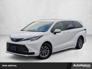 Toyota Sienna LE 8-Passenger FWD