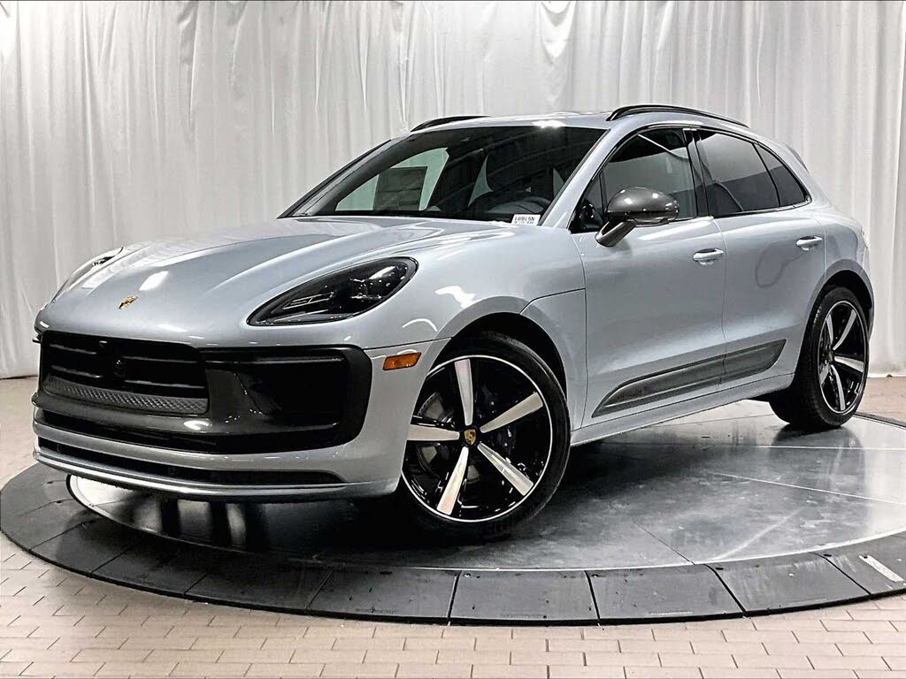 2026 Porsche Macan T AWD