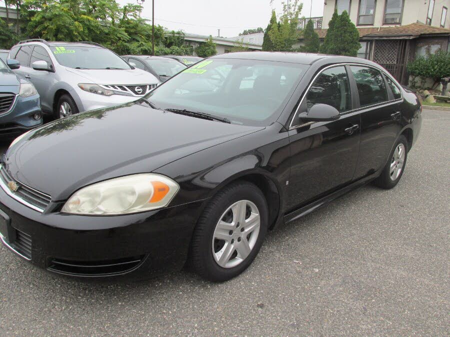 2010 Chevrolet Impala LS FWD