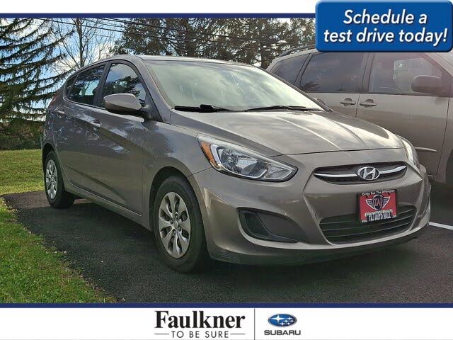 2017 Hyundai Accent SE 4-Door Hatchback FWD