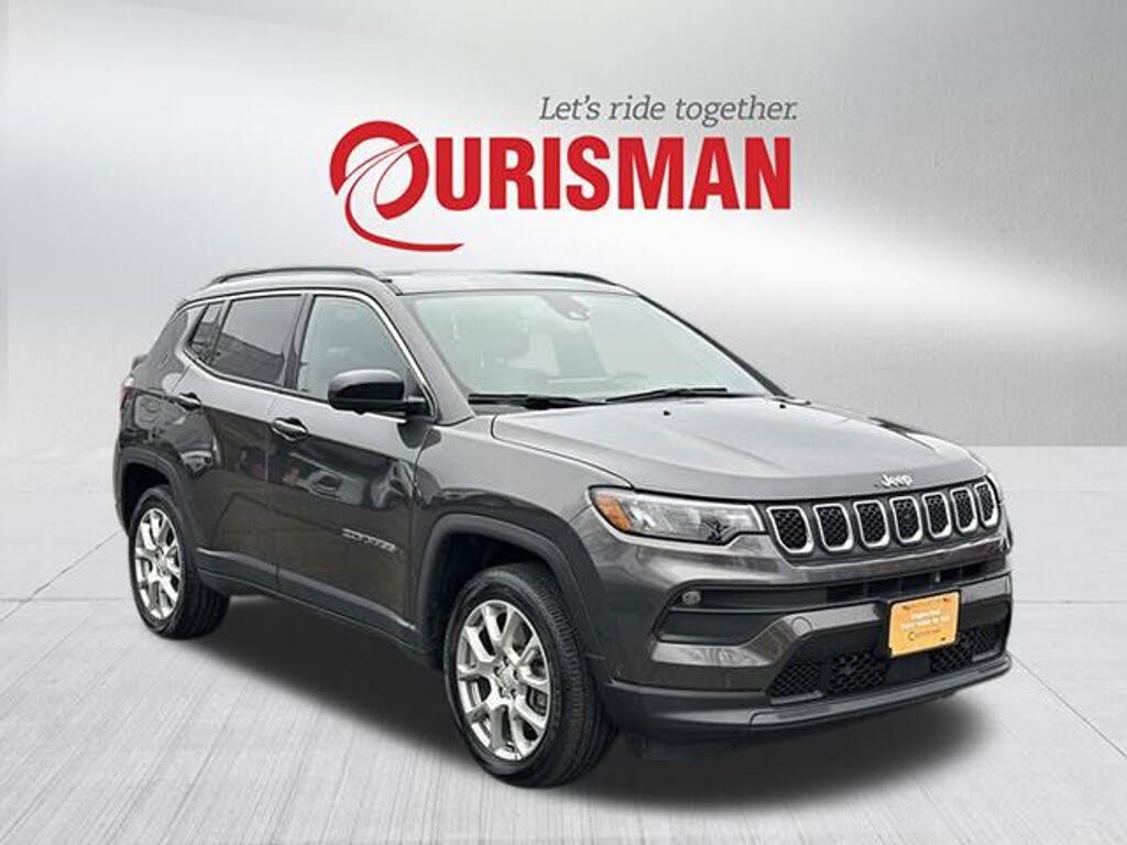 2023 Jeep Compass Latitude Lux 4WD