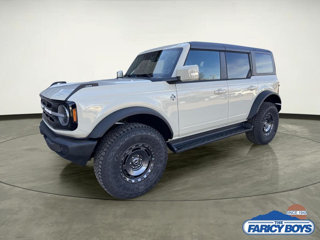 2025 Ford Bronco Outer Banks 4-Door 4WD