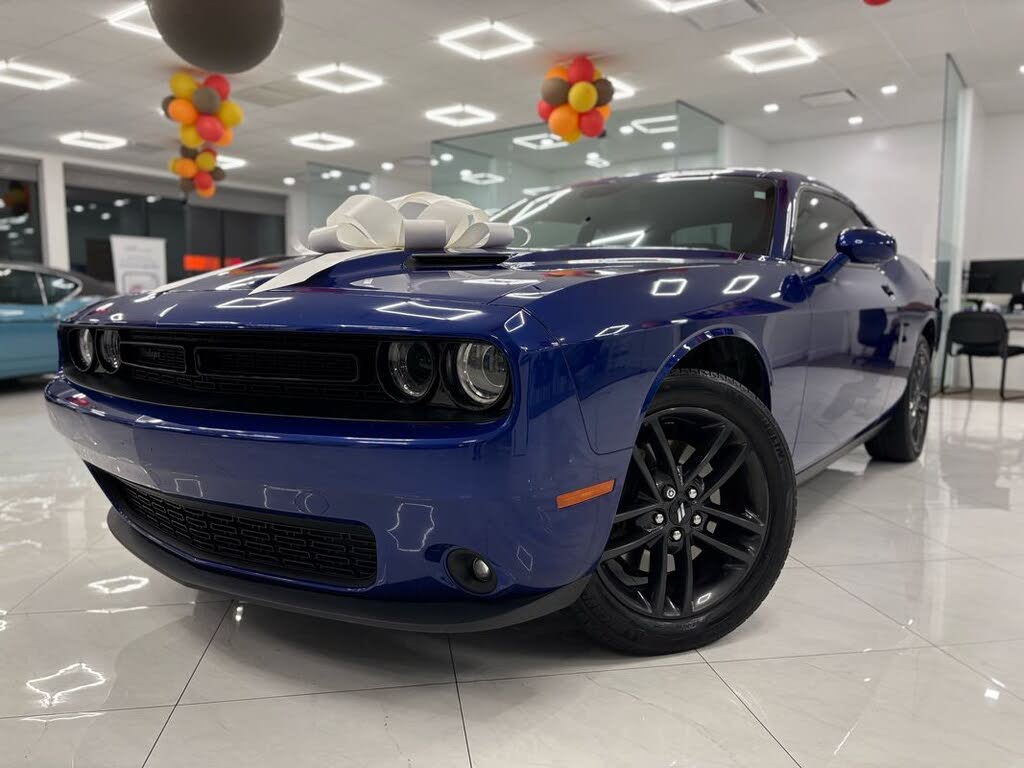2019 Dodge Challenger SXT AWD