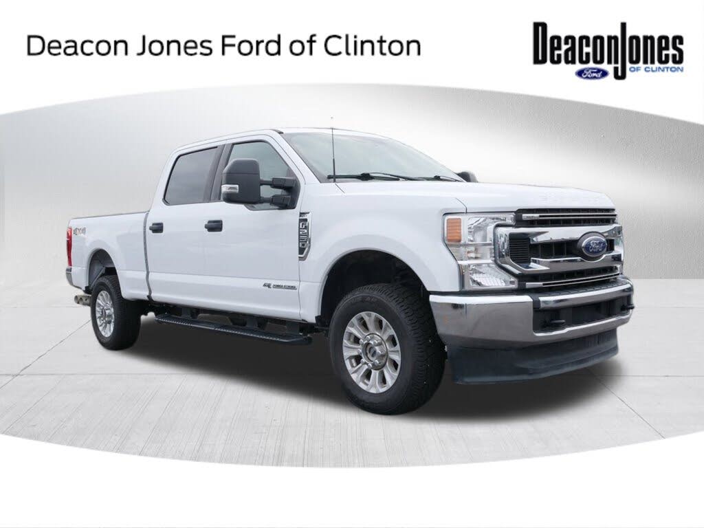 2022 Ford F-250 Super Duty XLT Crew Cab 4WD
