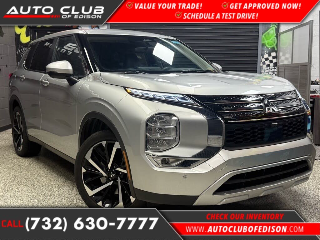 2024 Mitsubishi Outlander SE FWD