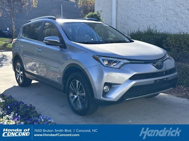 2017 Toyota RAV4 XLE AWD