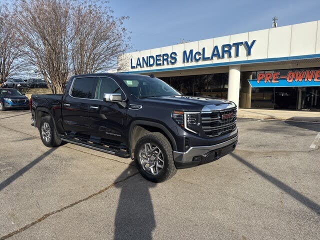 2023 GMC Sierra 1500 SLT Crew Cab 4WD