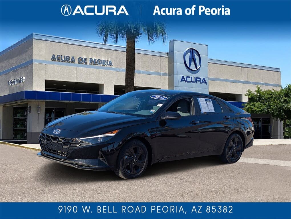 2023 Hyundai Elantra SEL FWD