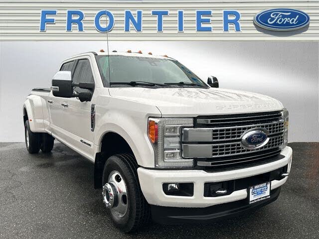 2017 Ford F-350 Super Duty Platinum Crew Cab LB DRW 4WD