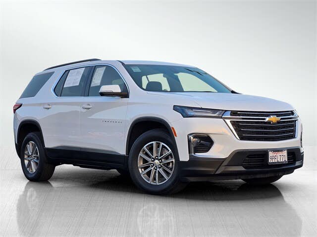 2023 Chevrolet Traverse LT Cloth FWD