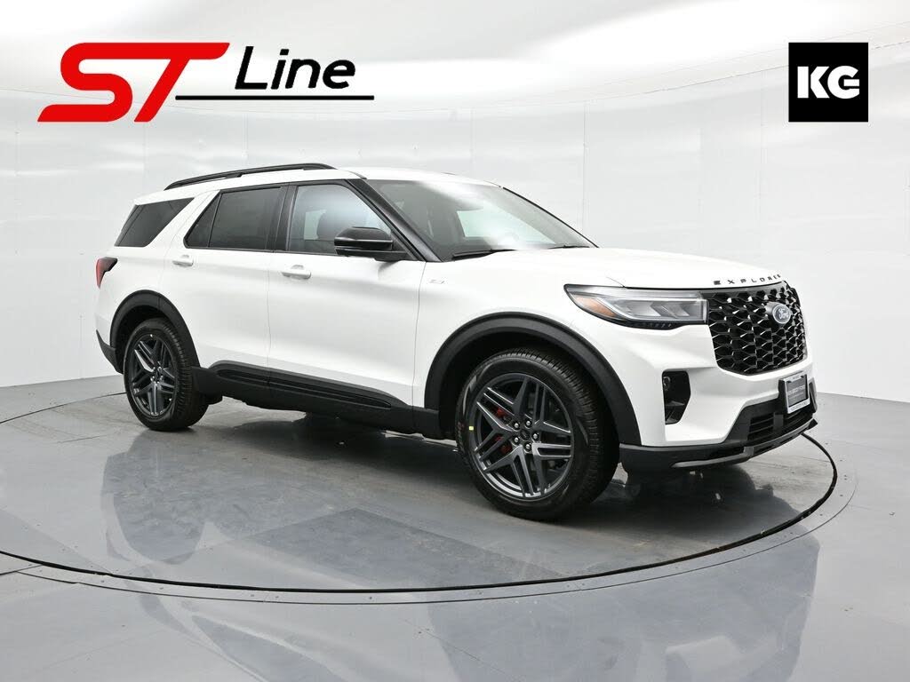 2025 Ford Explorer ST-Line RWD