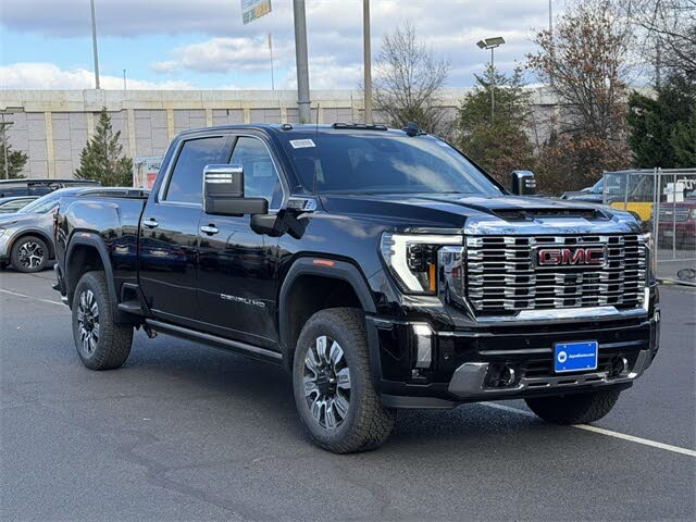 2026 GMC Sierra 2500HD Denali Crew Cab 4WD