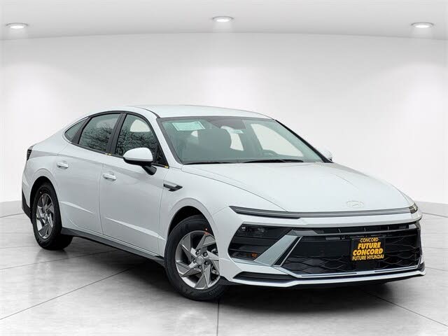 2026 Hyundai Sonata SE FWD