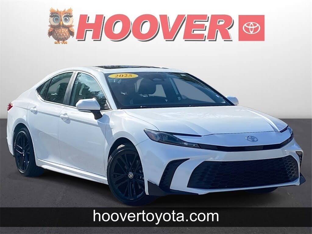 2025 Toyota Camry SE FWD