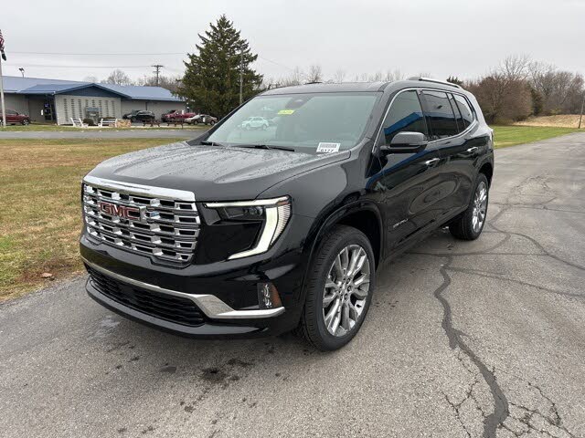 2026 GMC Acadia Denali AWD