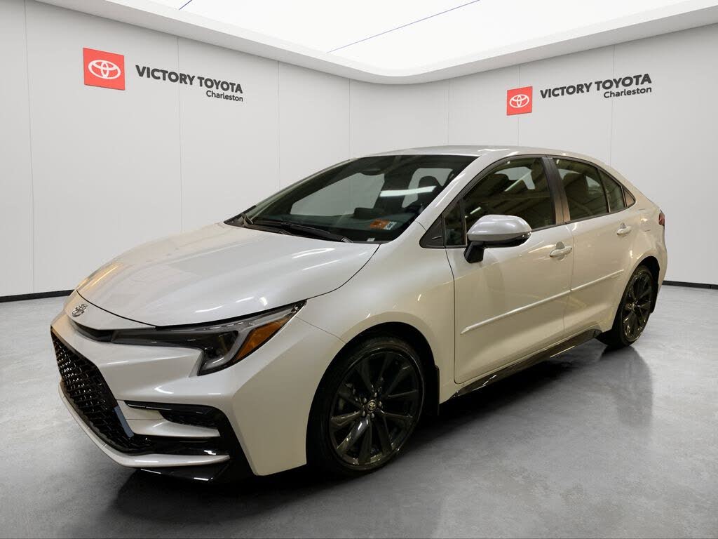 2026 Toyota Corolla Hybrid SE FWD