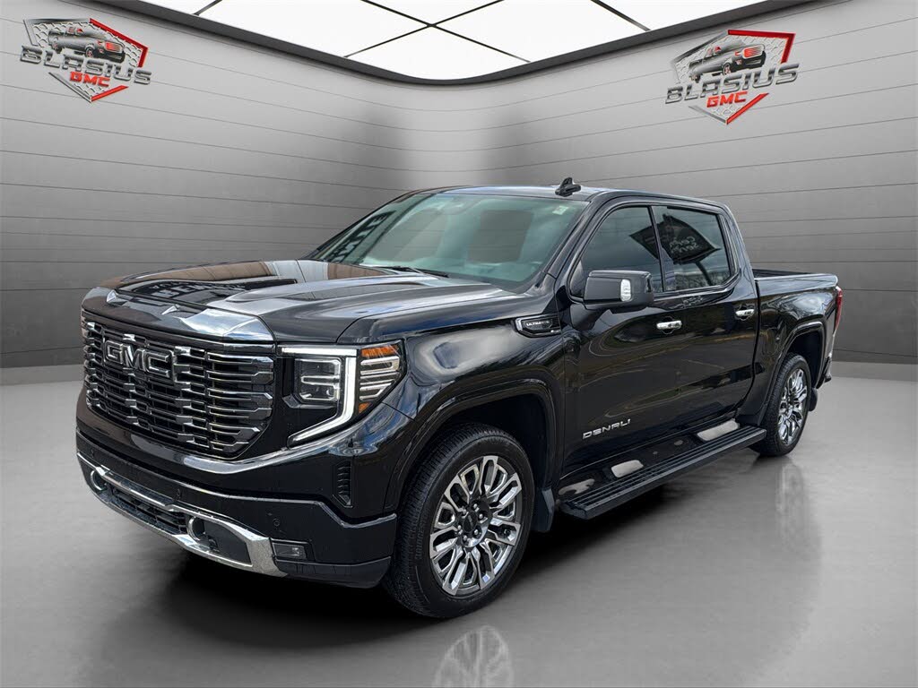 2024 GMC Sierra 1500 Denali Ultimate Crew Cab 4WD