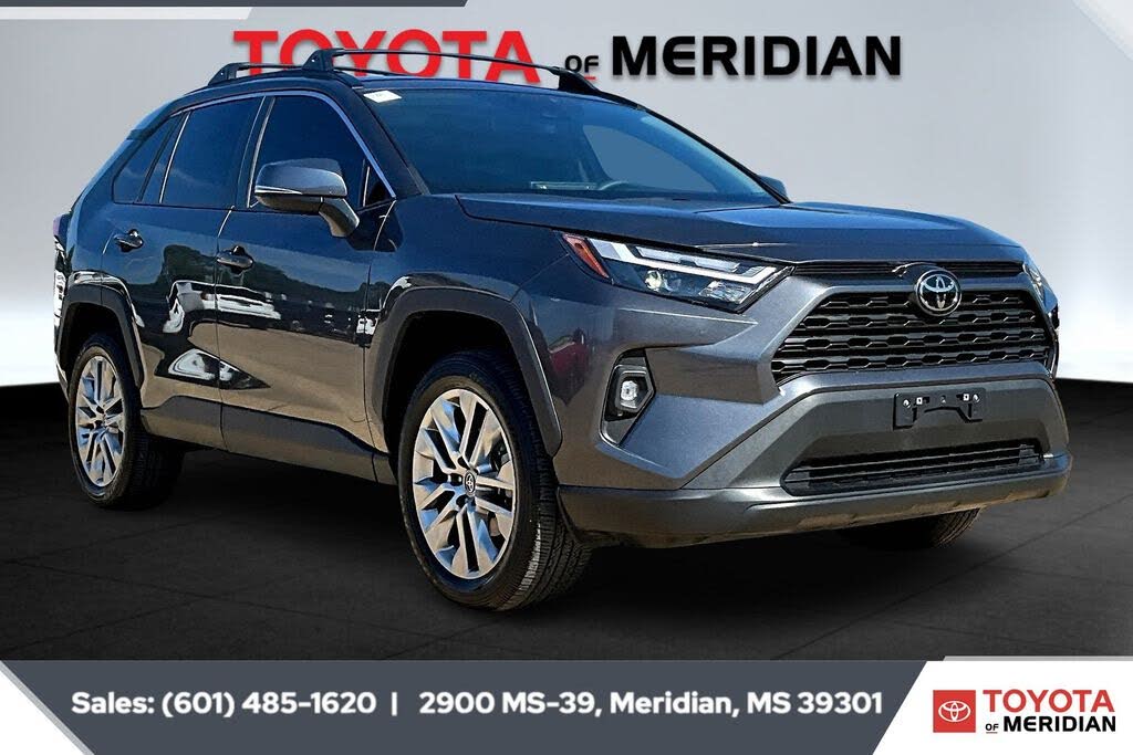 2024 Toyota RAV4 XLE Premium FWD