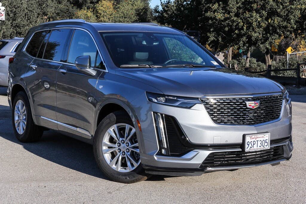 2025 Cadillac XT6 Luxury FWD