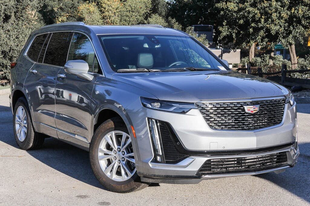2025 Cadillac XT6 Luxury FWD