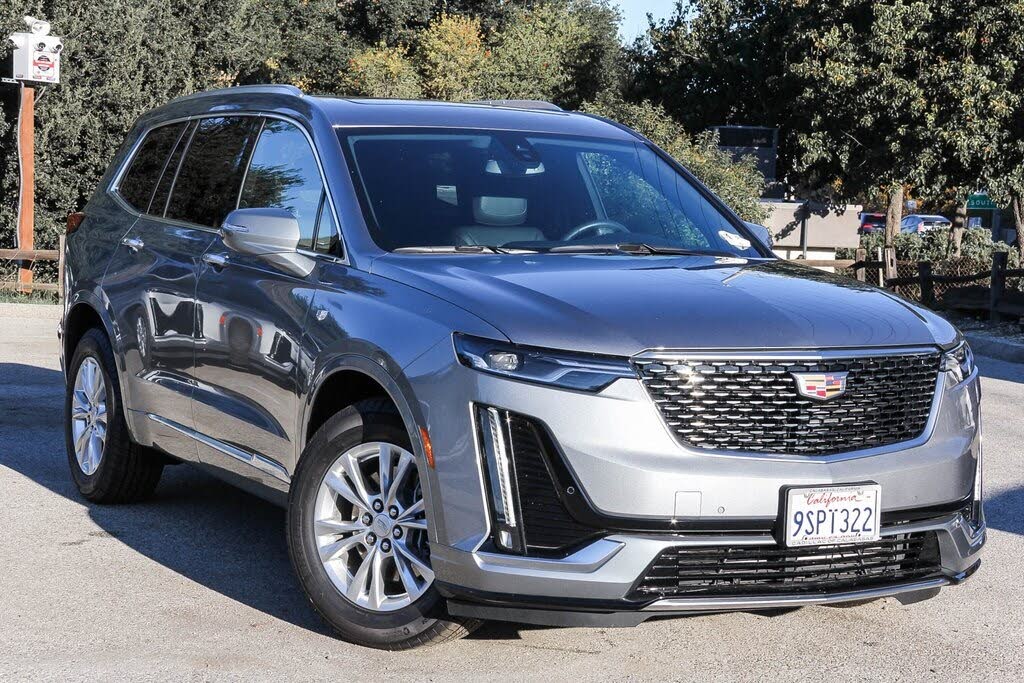2025 Cadillac XT6 Luxury FWD