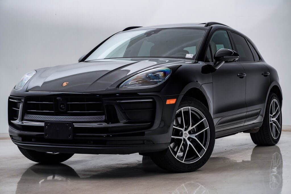 2025 Porsche Macan