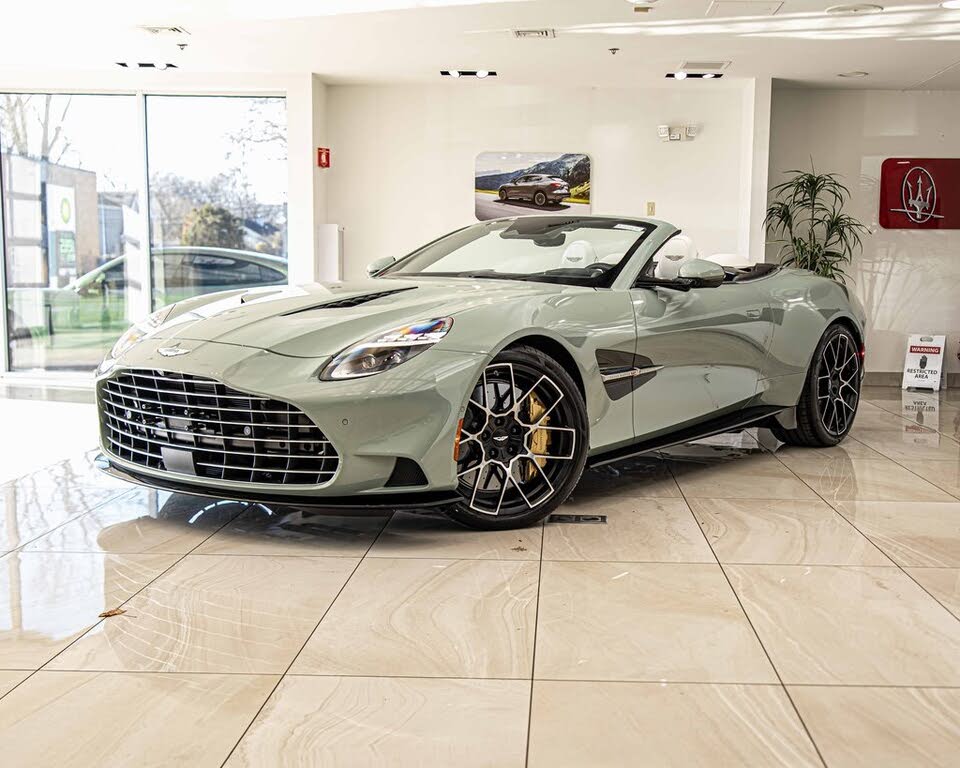 2026 Aston Martin Vanquish Volante RWD