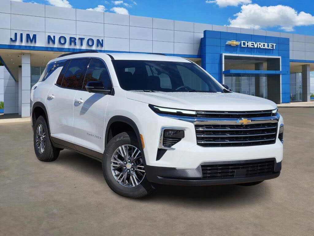2026 Chevrolet Traverse LT FWD