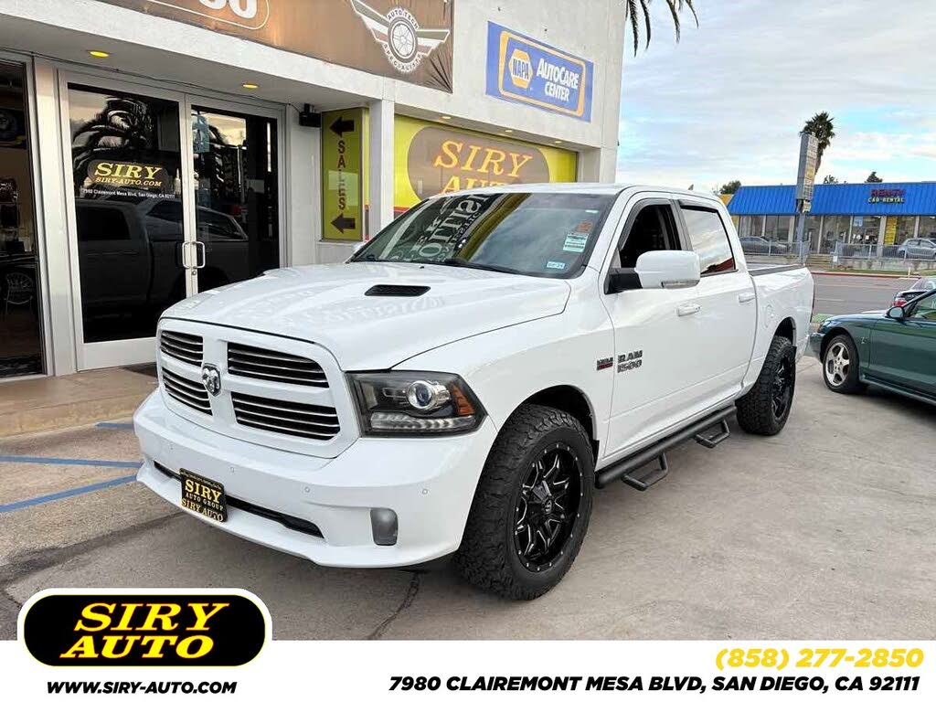 2015 RAM 1500 Sport Crew Cab RWD